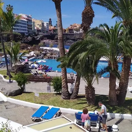 Appartement Fantastico With Balcony, Terrace, Air Conditioning And Free Parking, Ideal For Couples And Solo Travelers *